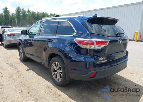 2015 Toyota Highlander Xle V6 from USA, damaged, VIN 5TDJKRFH3FS126102